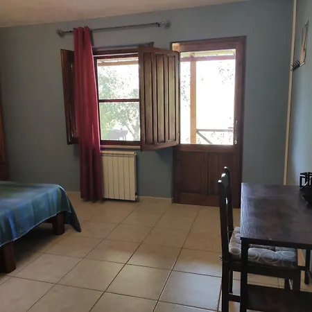 Su Cracinaiu 3* Теулада
