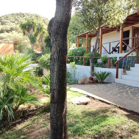 Maison d'hôtes Su Cracinaiu 3*